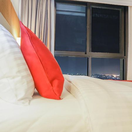 Star Land Hotel Bastos Яунде Экстерьер фото