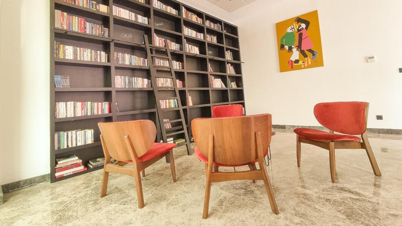 Star Land Hotel Bastos Яунде Экстерьер фото